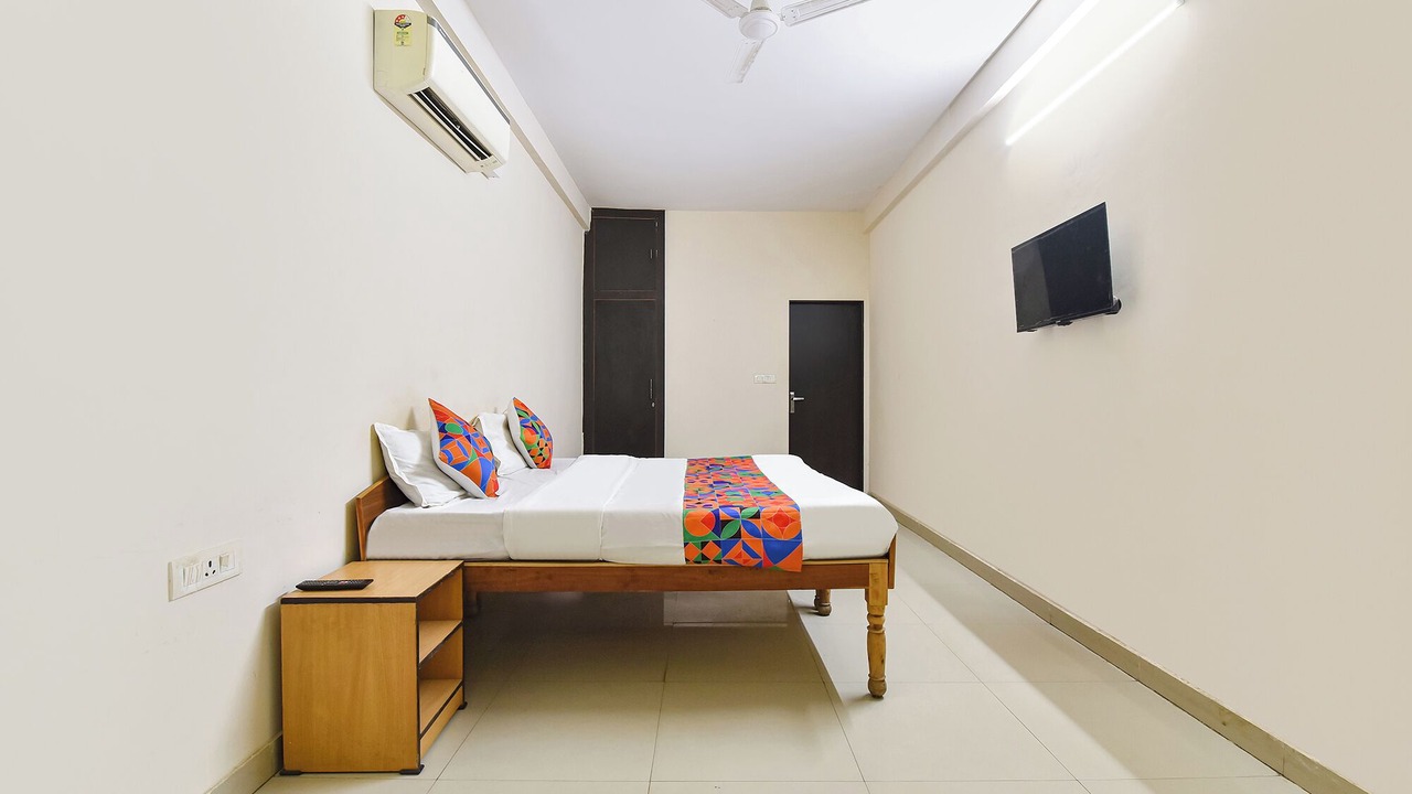 Photo of Bedroom in Vaishali Nagar