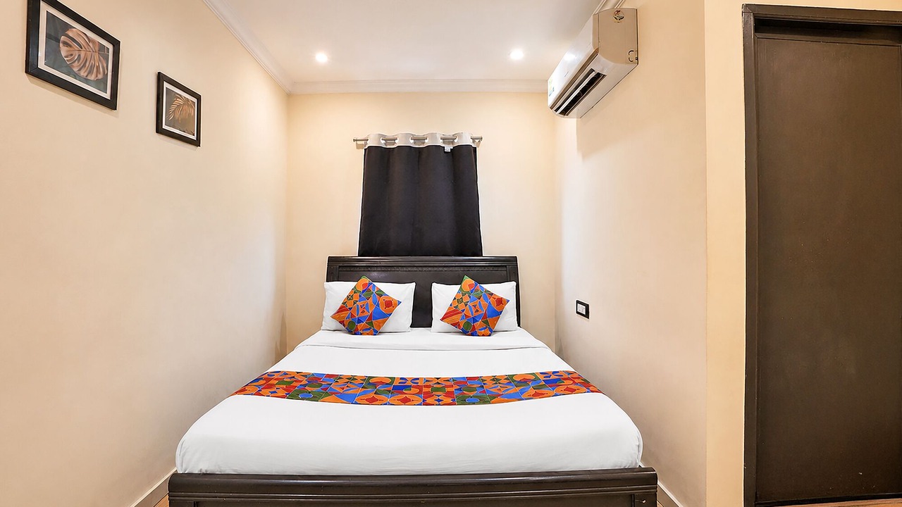 Photo of Bedroom in Semmencherry