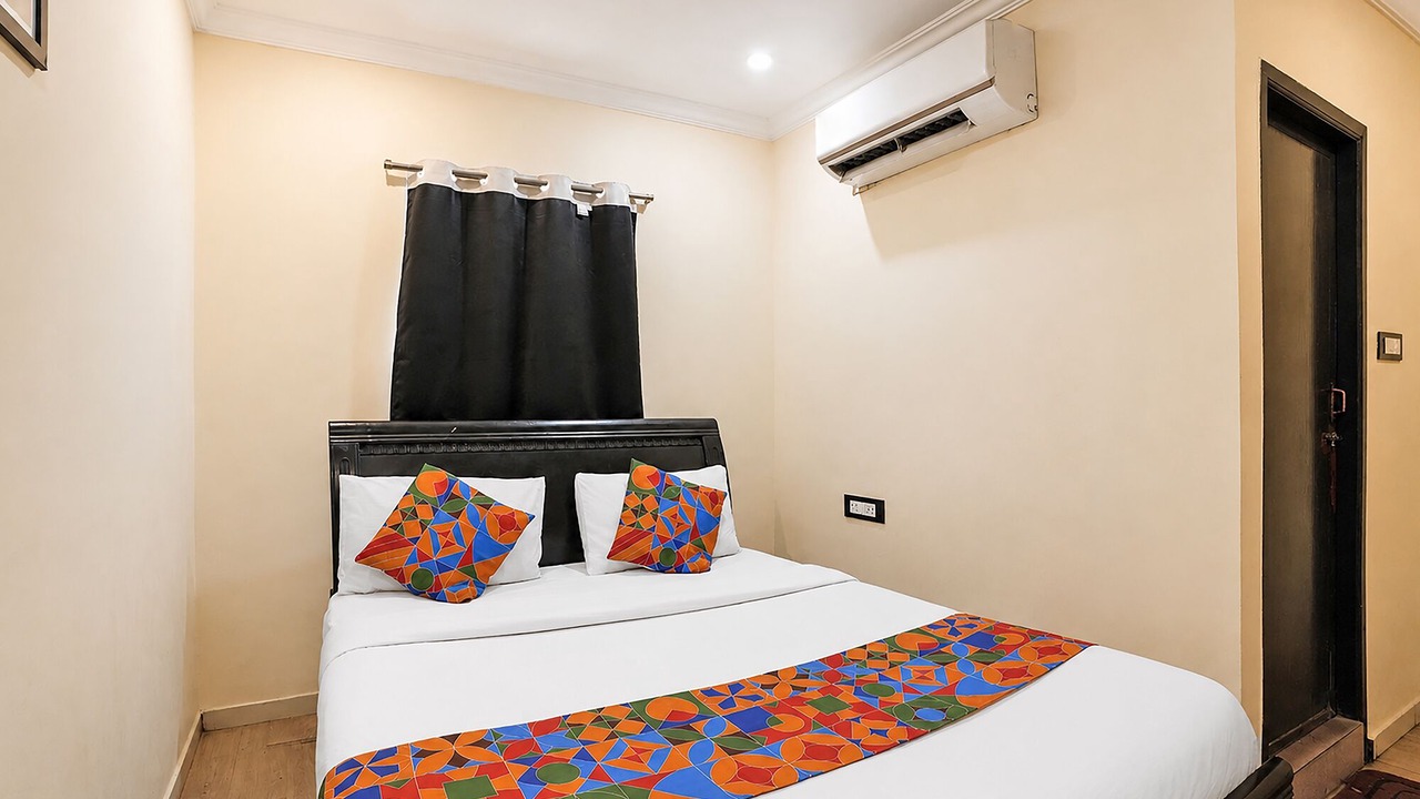 Photo of Bedroom in Semmencherry