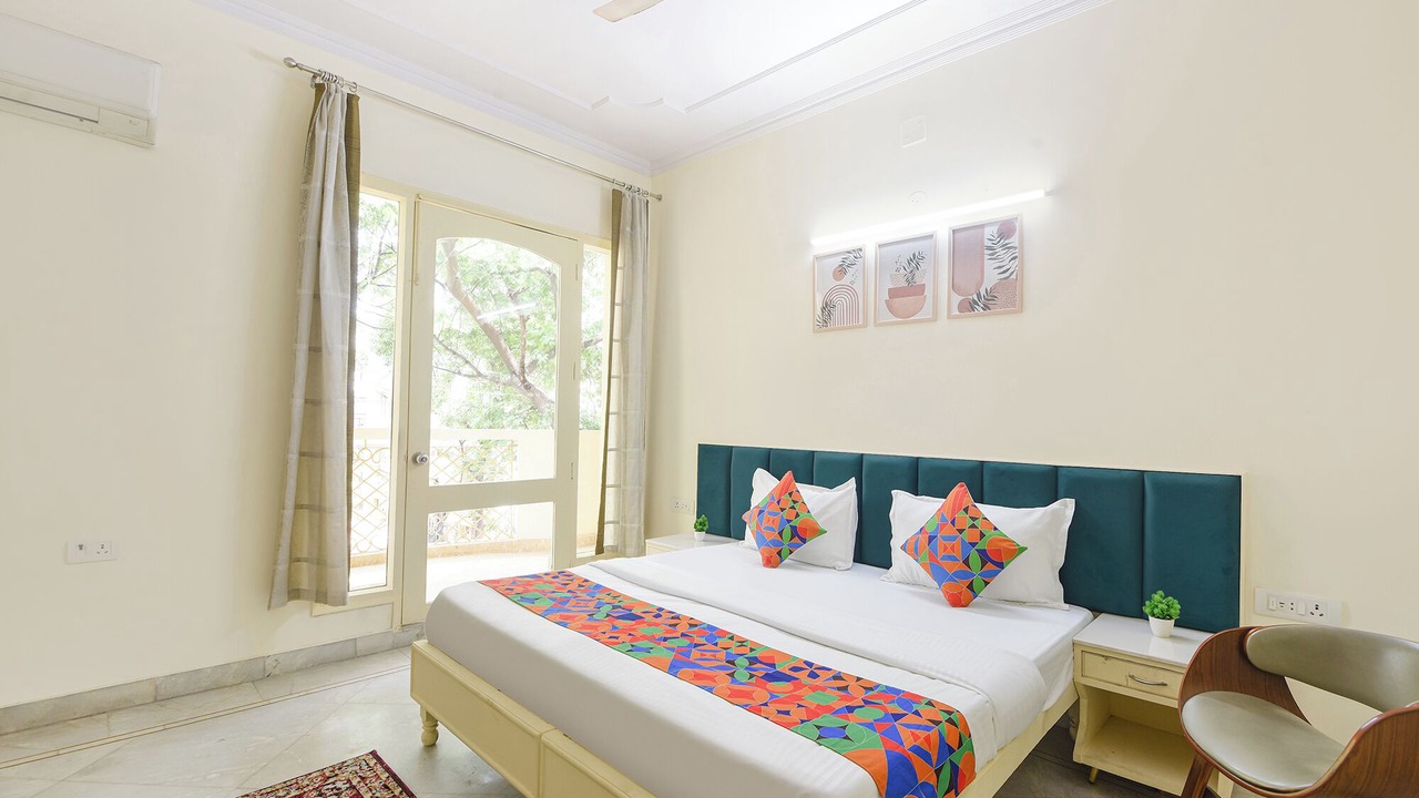 Photo of Bedroom in DLF City