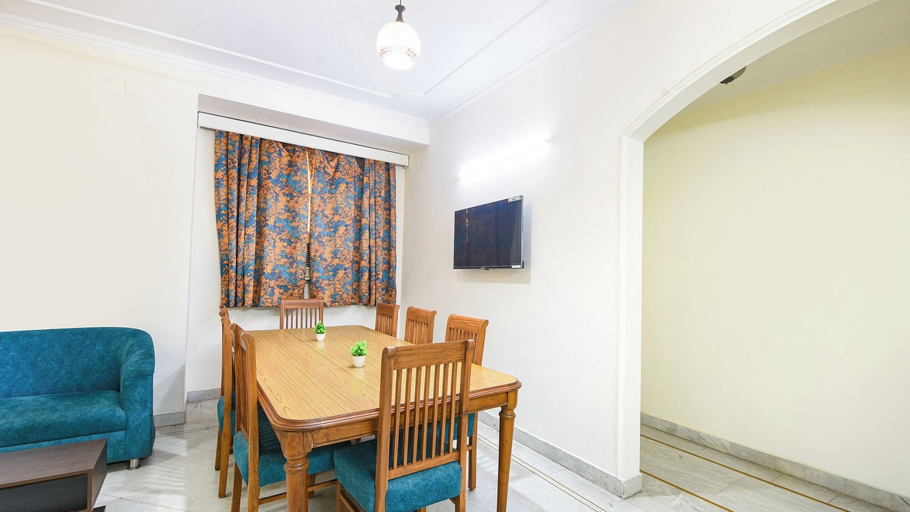 Photo of Bedroom in DLF City