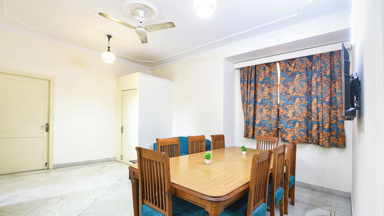 Photo of Bedroom in DLF City