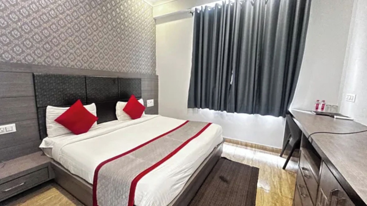 Photo of Bedroom in Malviya Nagar