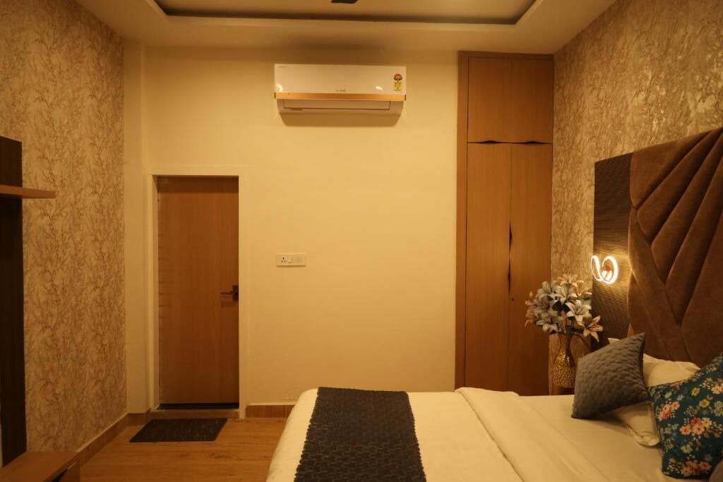 Photo of Outdoor in Mathura