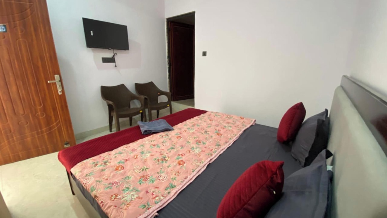Photo of Bedroom in Bhimtal