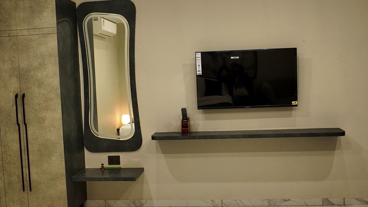 Photo of Bedroom in Gandhinagar