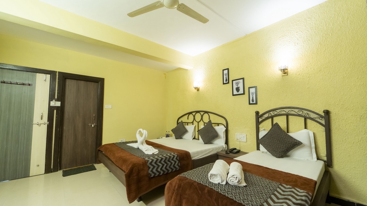 Photo of Bedroom in Mahabaleshwar