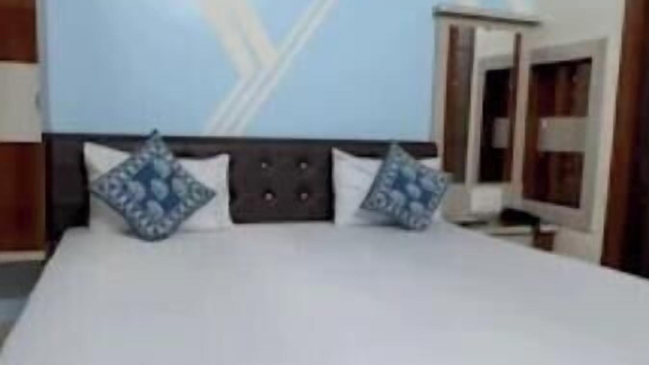 Photo of Bedroom in Pratapgarh