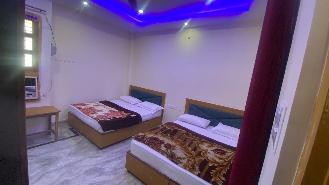 Photo of Bedroom in Srinagar