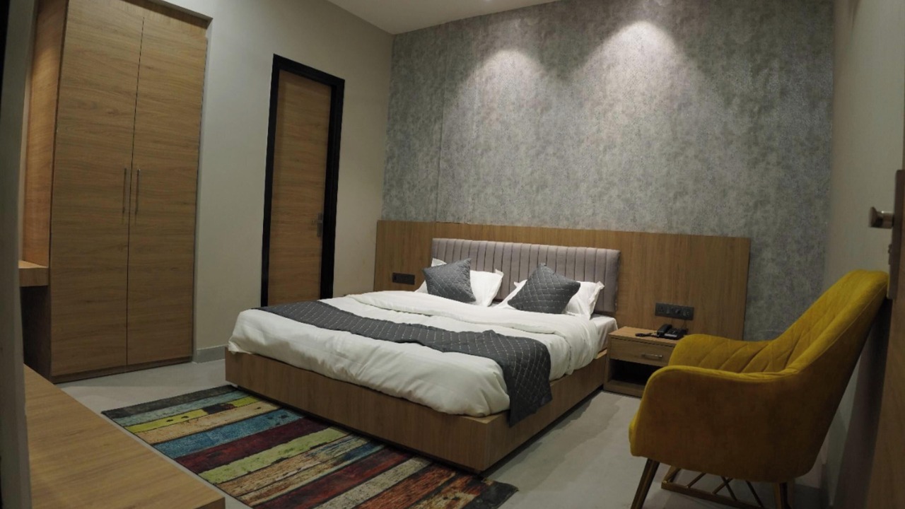 Photo of Bedroom in Bathinda