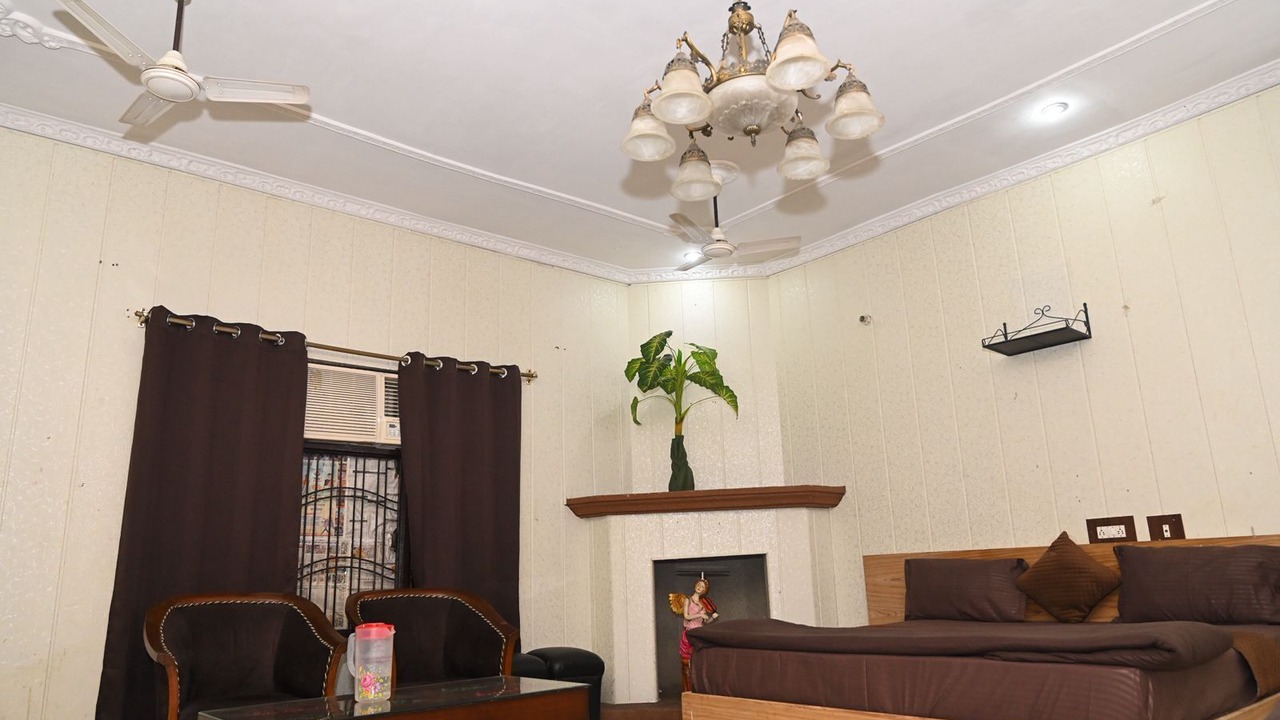 Photo of Bedroom in Auli