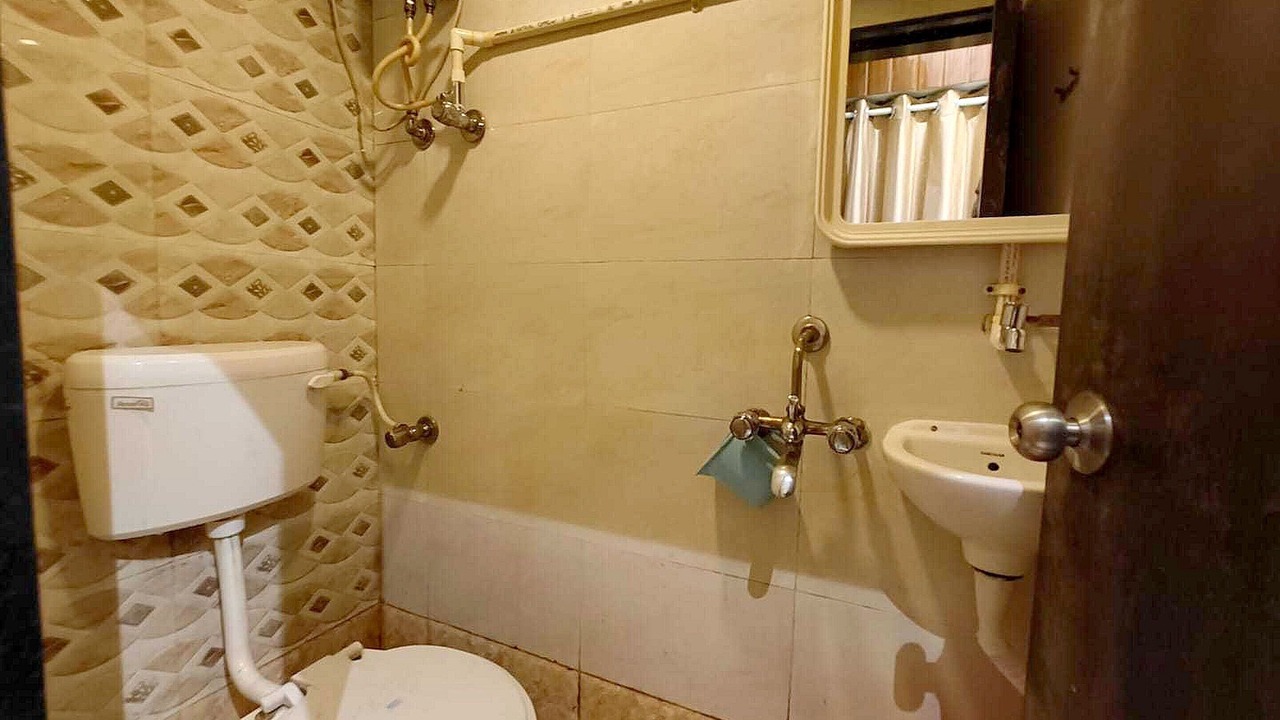 Photo of Bathroom in Kandiwali West