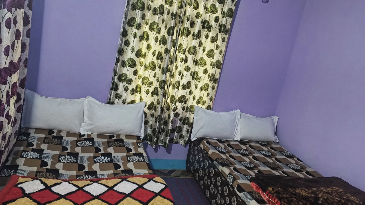 Photo of Bedroom in Ukhimath
