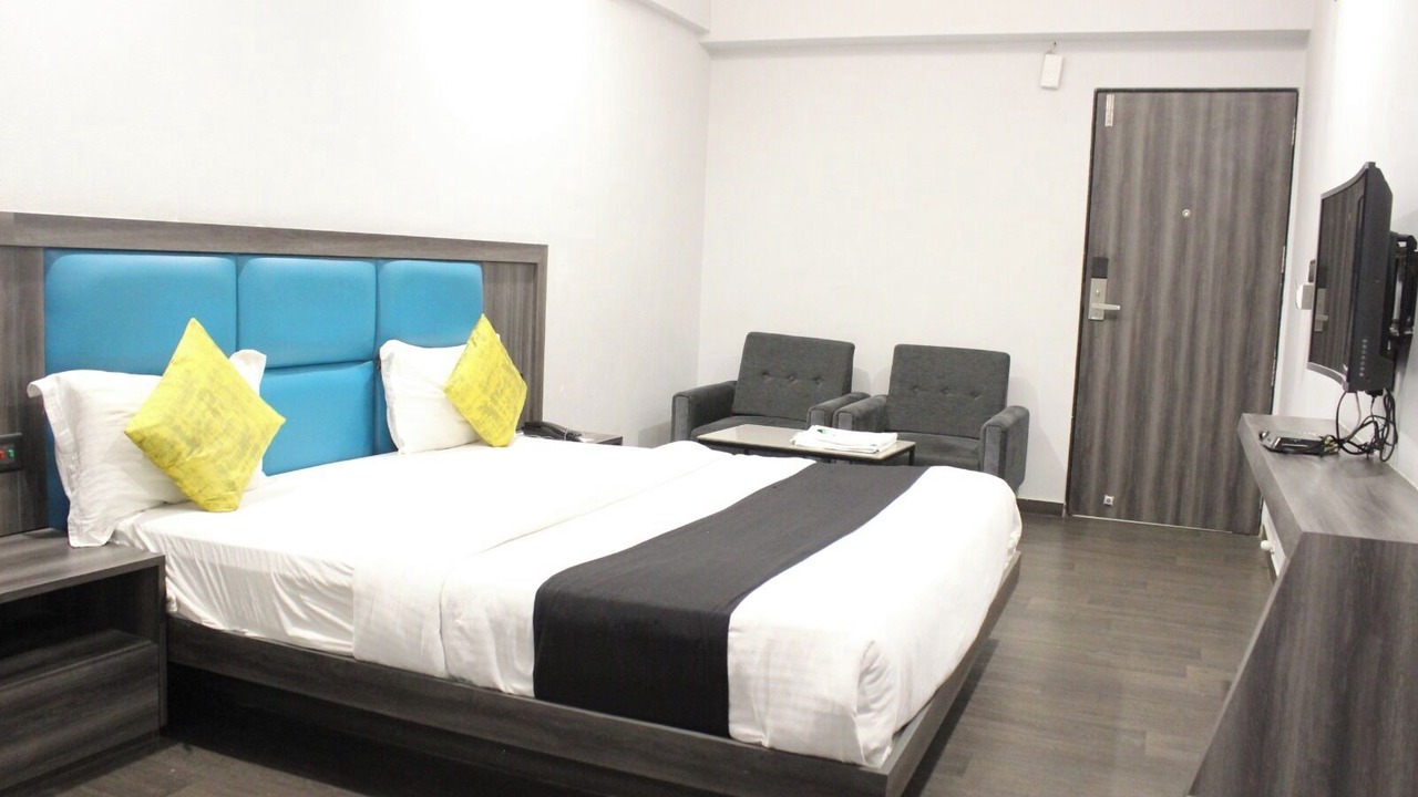 Photo of Bedroom in Surat