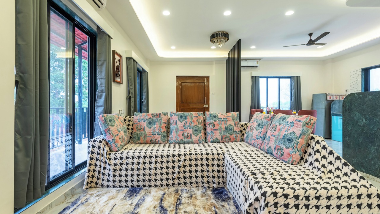 Photo of Livingroom in Karjat