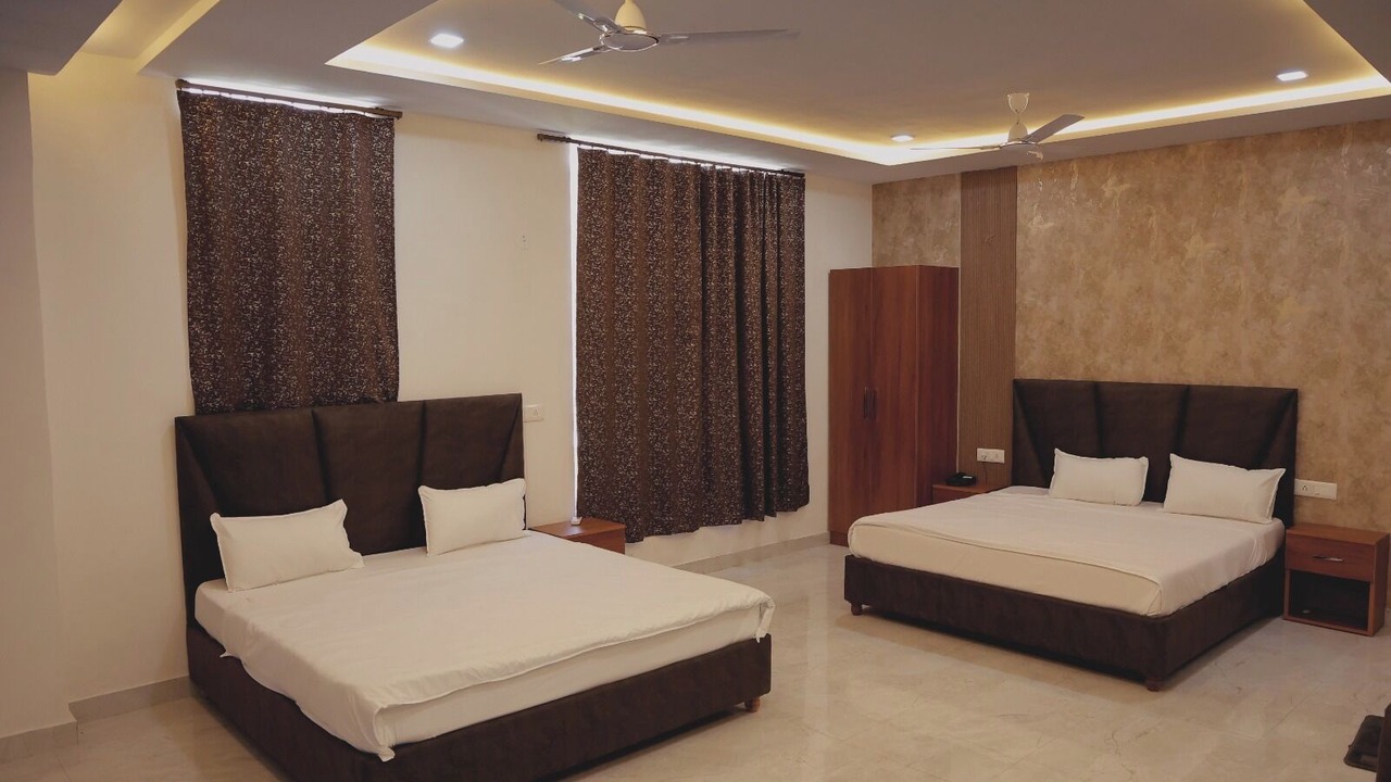 Photo of Bedroom in Khatima