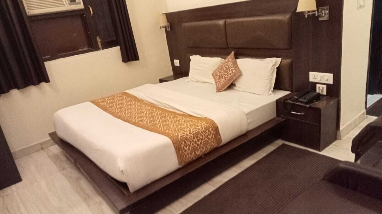 Photo of Bedroom in Dehradun