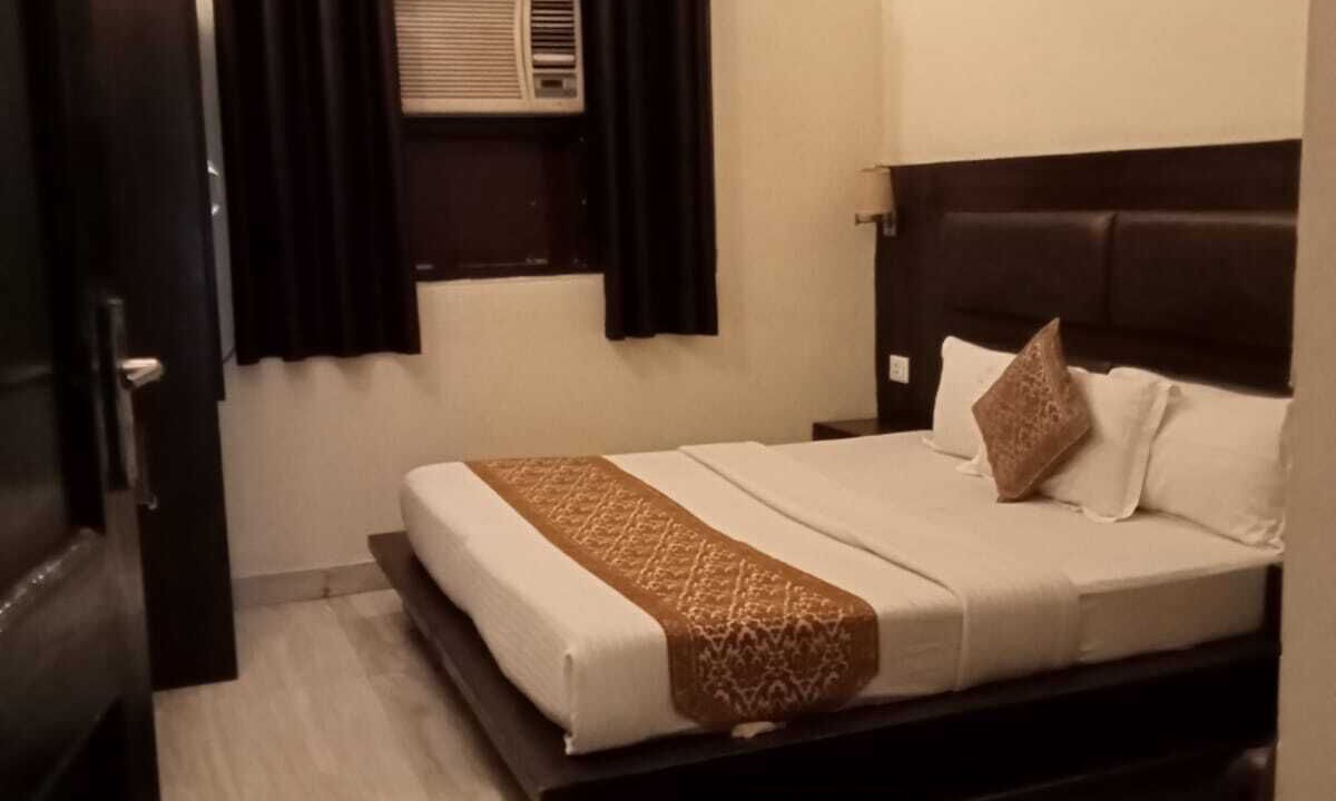 Photo of Bedroom in Dehradun