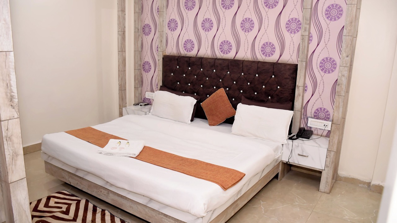 Photo of Bedroom in Datia