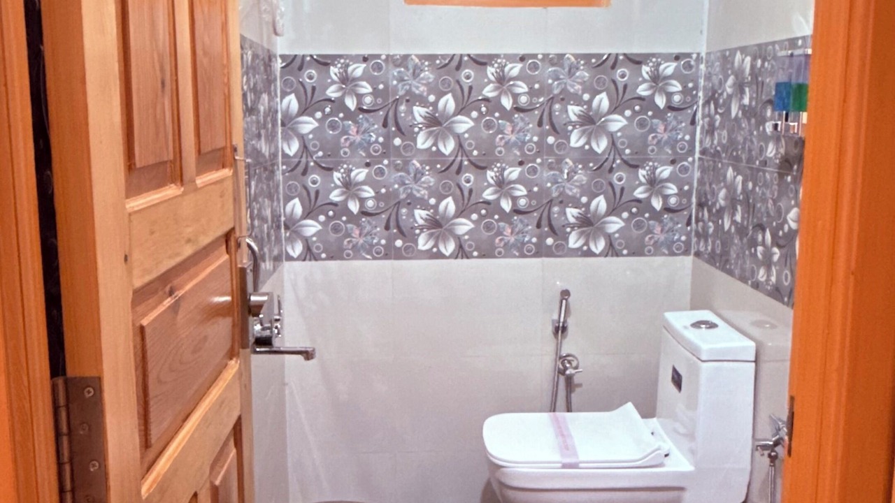 Photo of Bathroom in Nainital