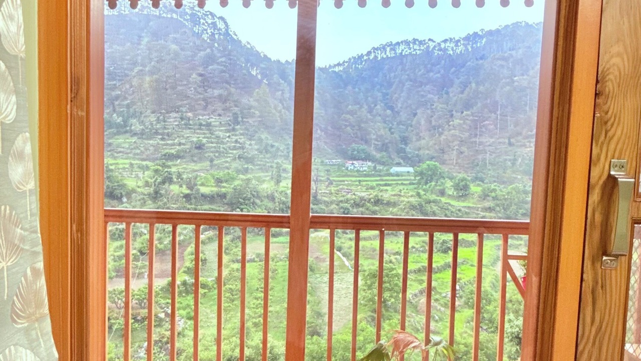 Photo of Bedroom in Nainital