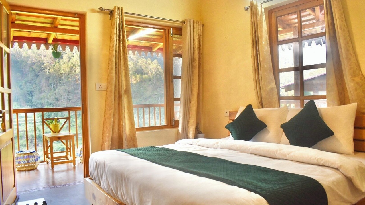 Photo of Bedroom in Nainital