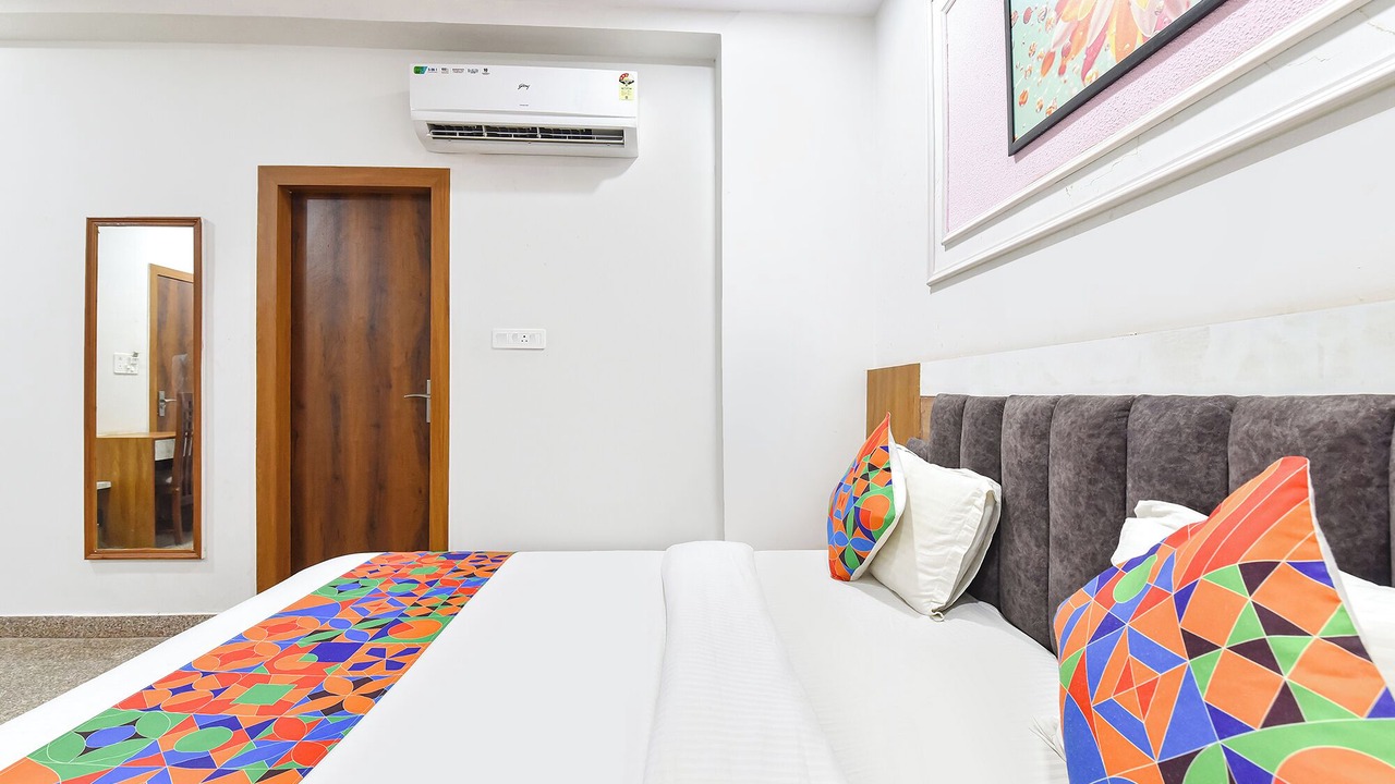 Photo of Bedroom in Malviya Nagar