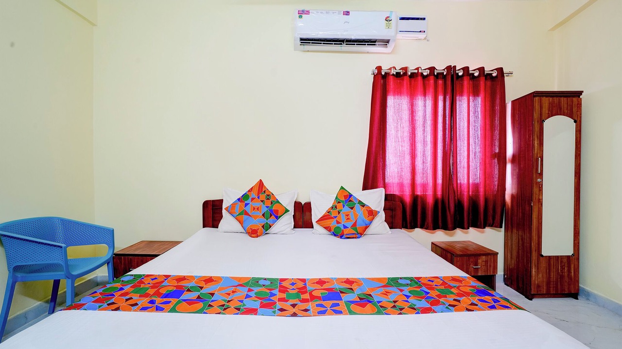 Photo of Bedroom in Kelambakkam