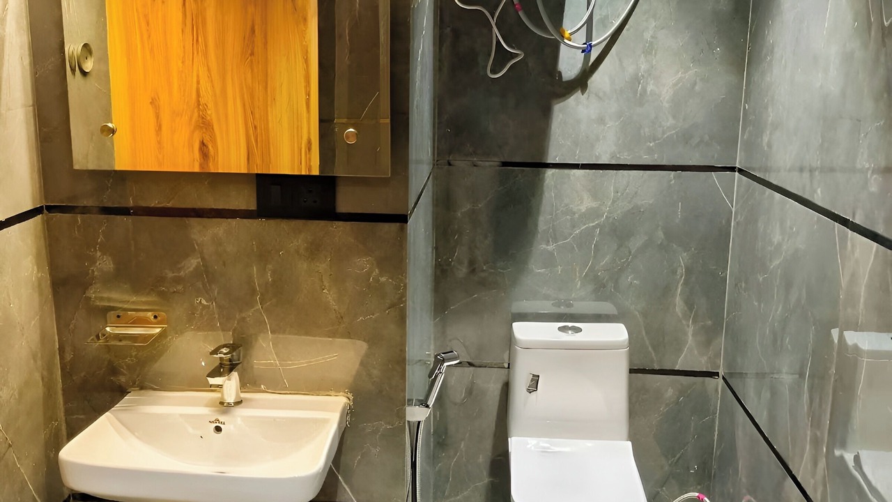 Photo of Bathroom in Mahipalpur Extension