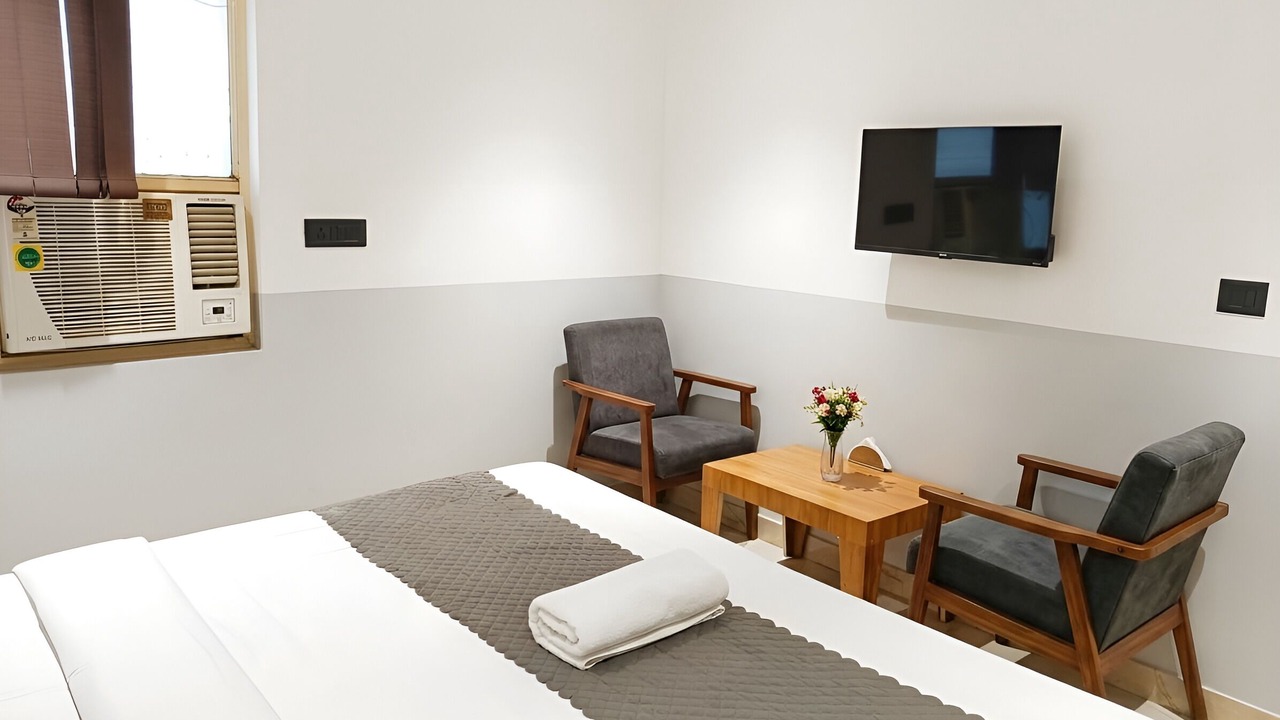 Photo of Bedroom in Mahipalpur Extension