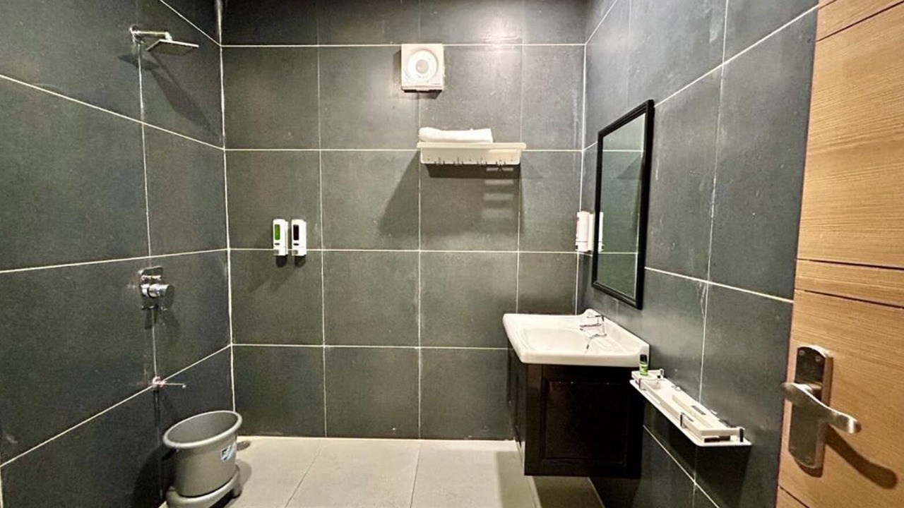 Photo of Bathroom in Morbi