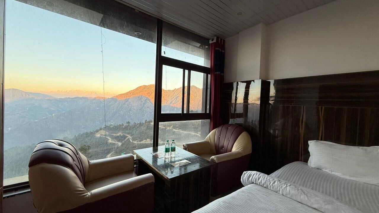 Photo of Bedroom in Dhanaulti