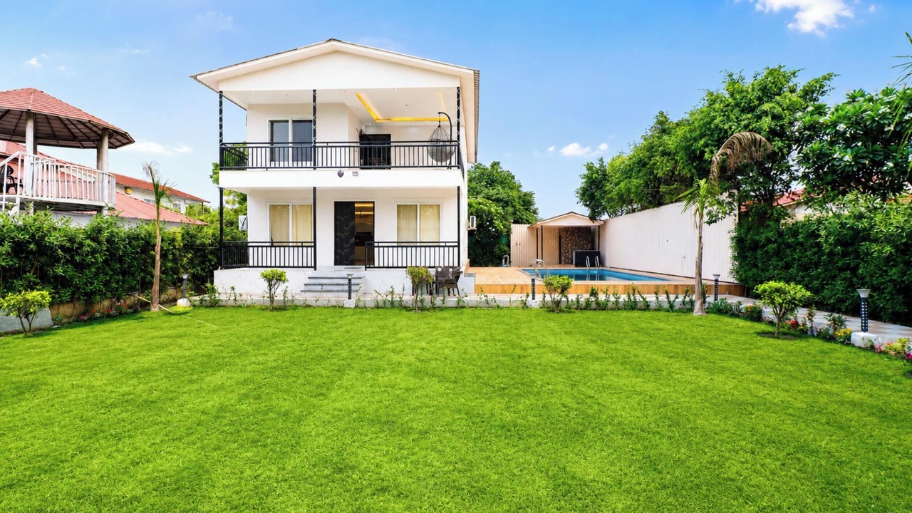 Photo of Outdoor in Noida