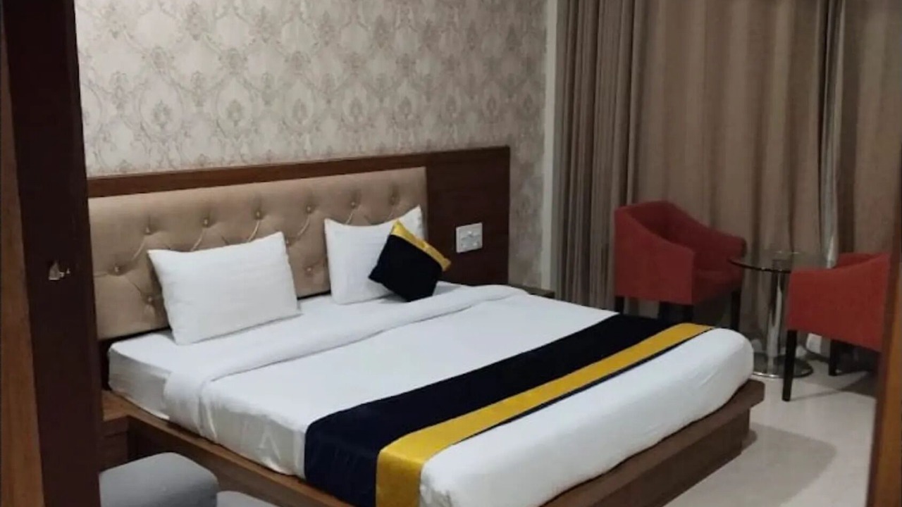 Photo of Bedroom in Bharatpur