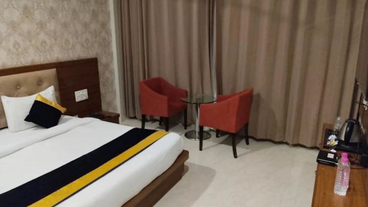 Photo of Bedroom in Bharatpur