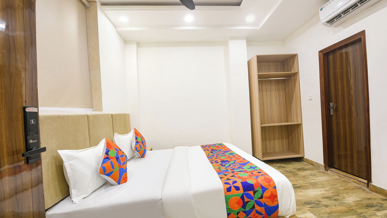 Photo of Bedroom in Pashim Vihar