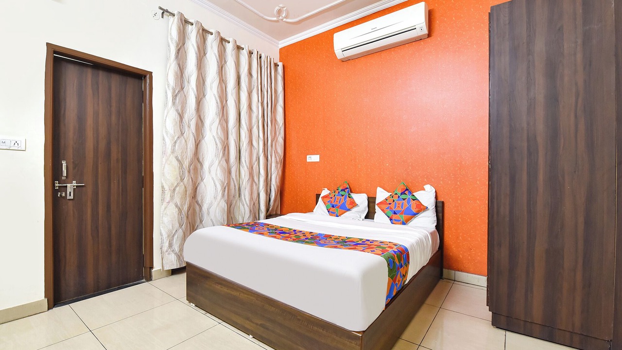 Photo of Bedroom in Jagatpura
