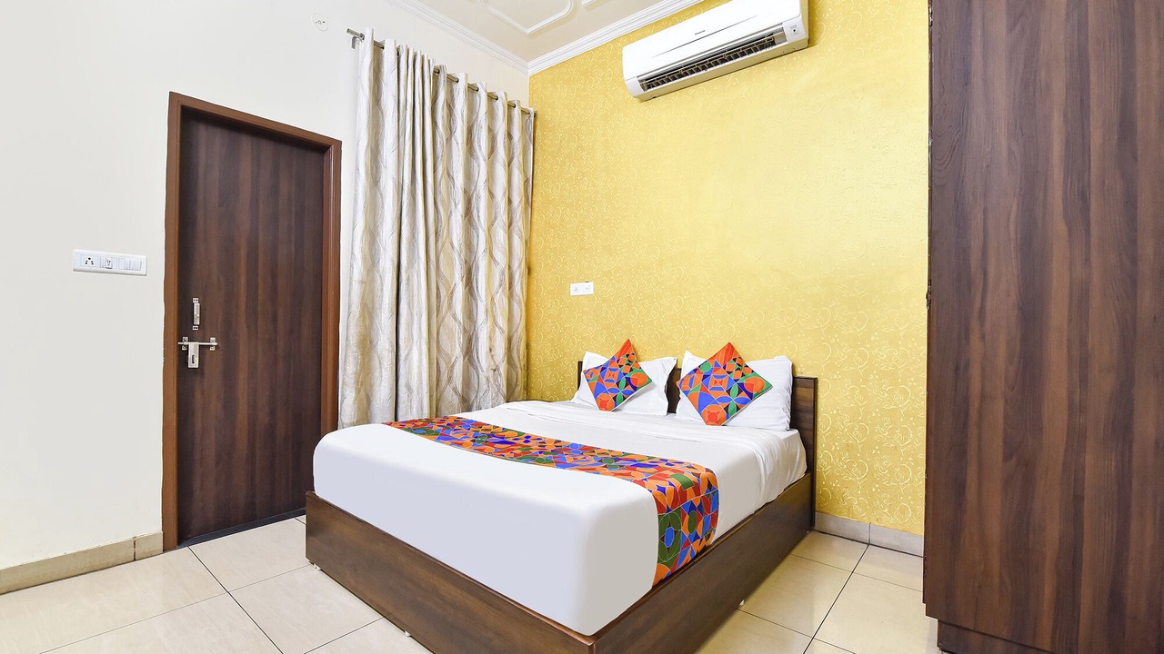 Photo of Bedroom in Jagatpura