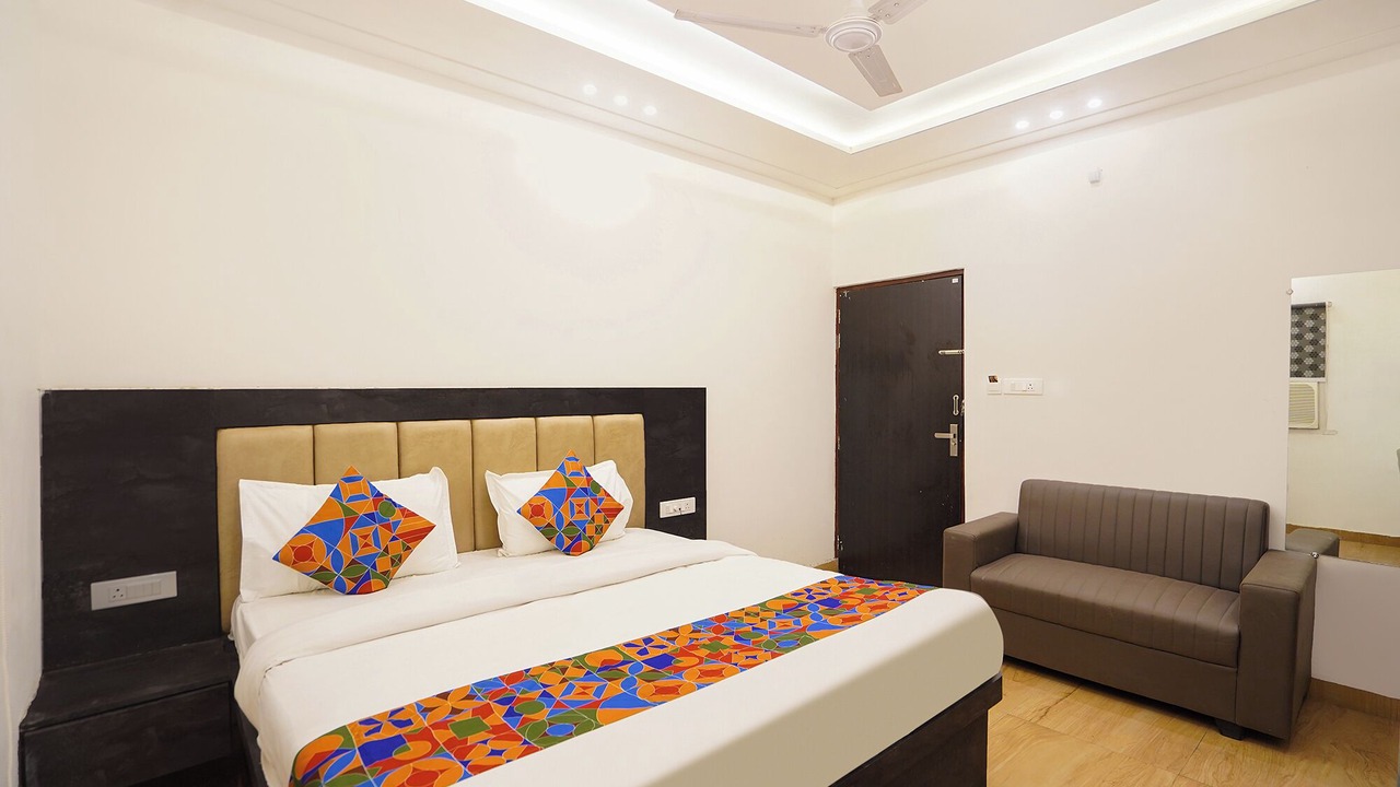 Photo of Bedroom in Kakarmatha
