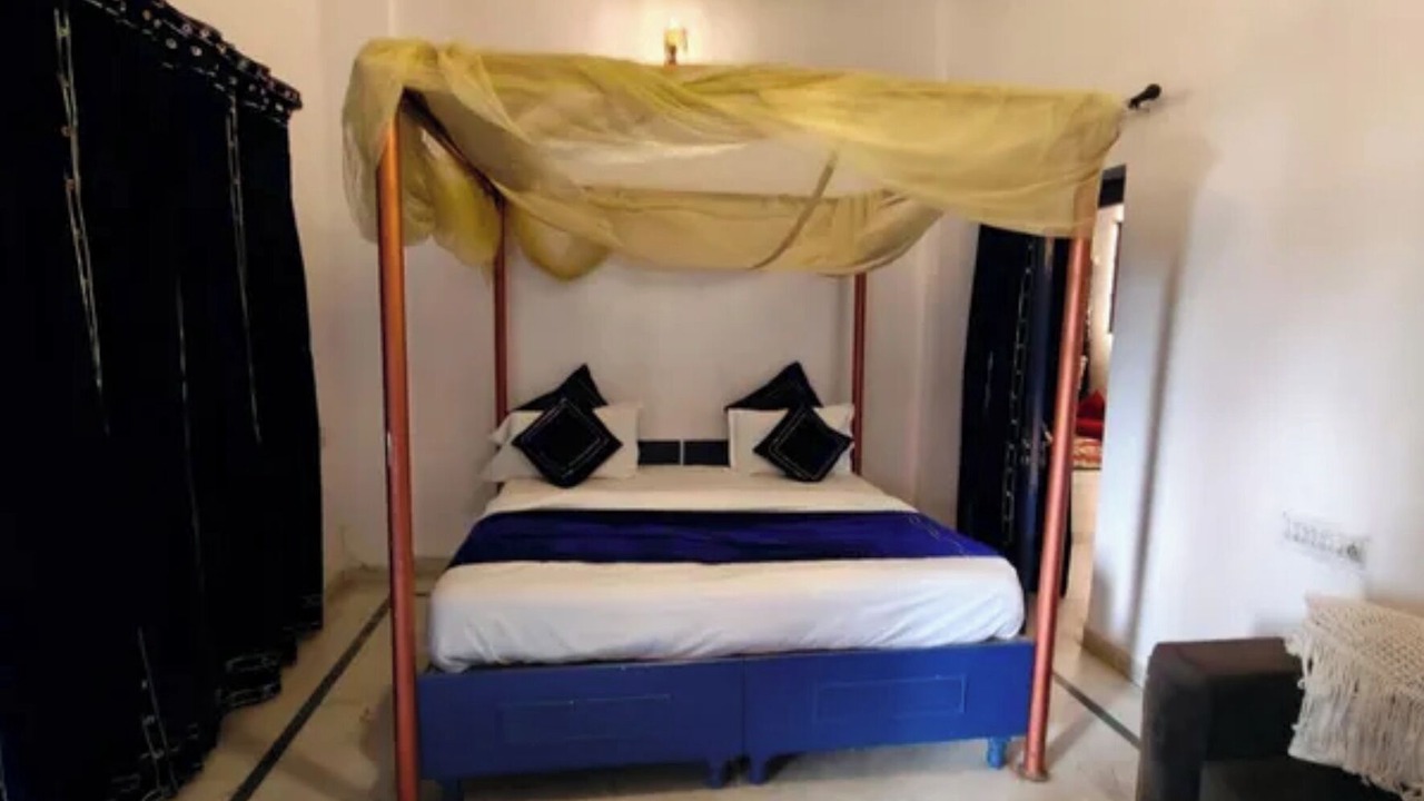 Photo of Bedroom in Vaishali Nagar