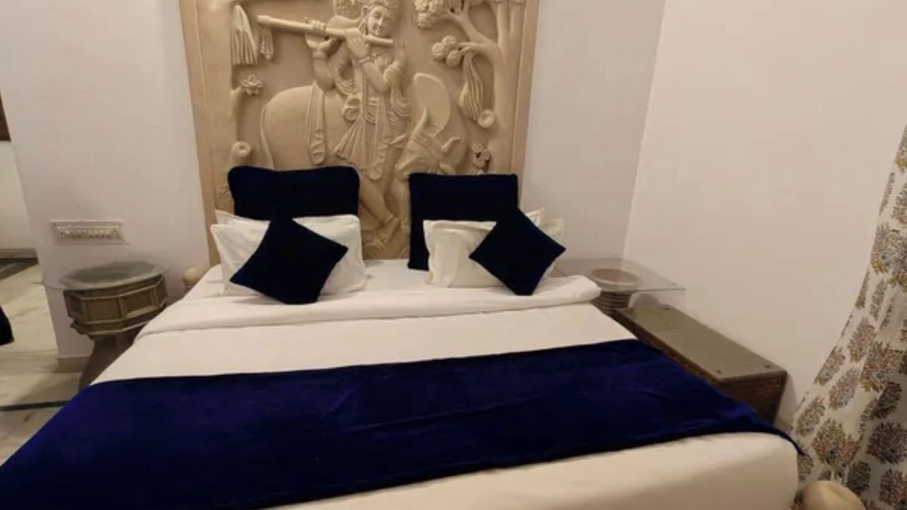 Photo of Bedroom in Vaishali Nagar