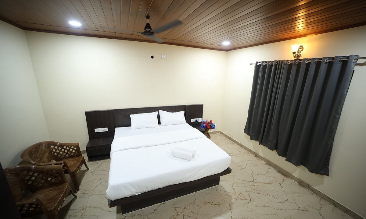 Photo of Bedroom in Murudeshwara