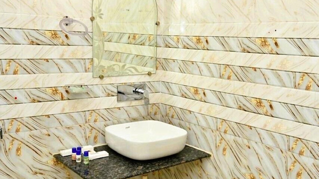 Photo of Bathroom in Kalyanpur