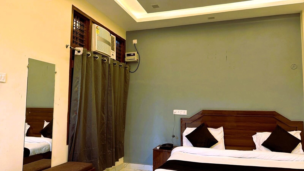 Photo of Bedroom in Kalyanpur