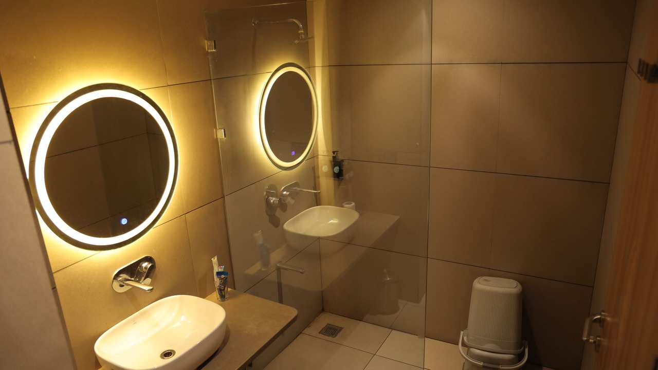 Photo of Bathroom in Hoshangabad