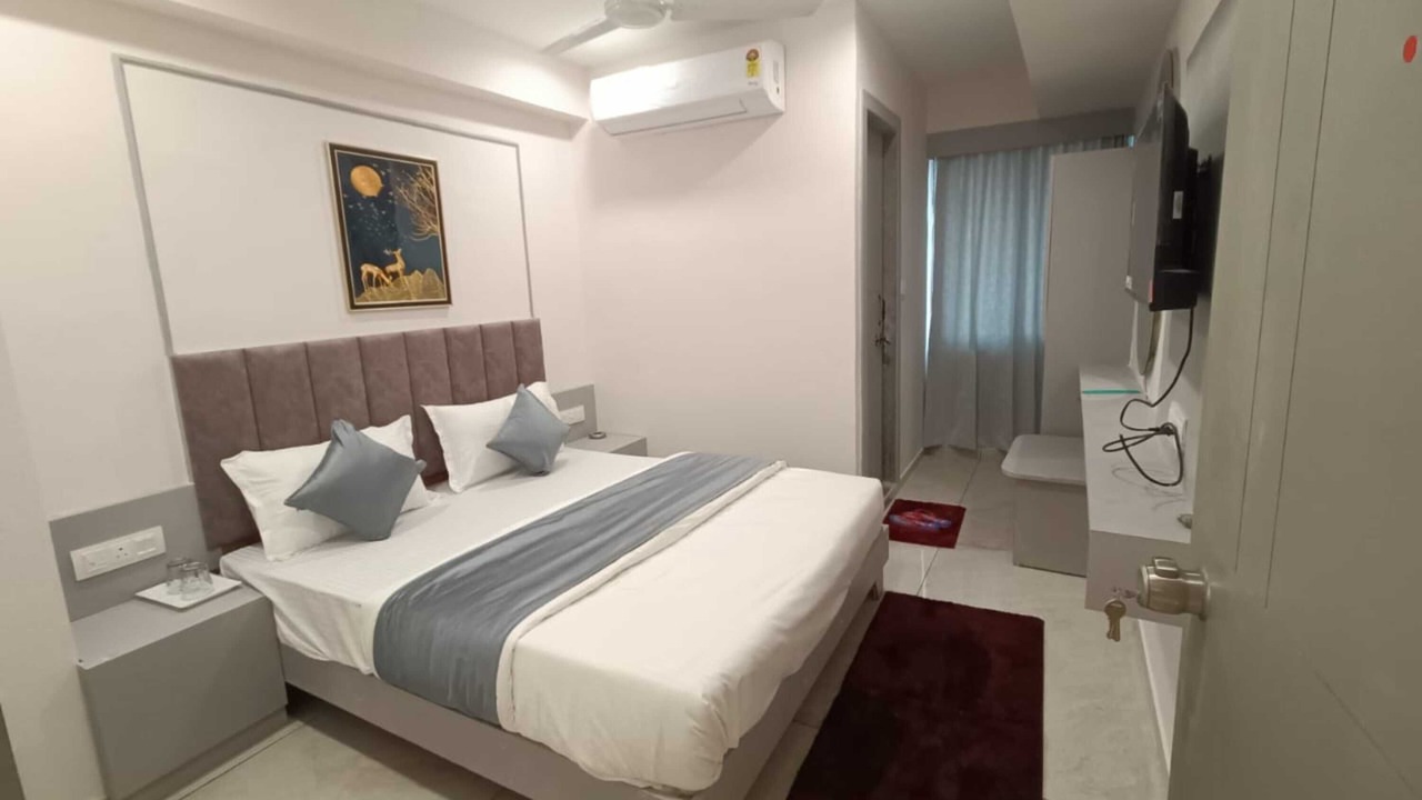 Photo of Bedroom in Gandhinagar