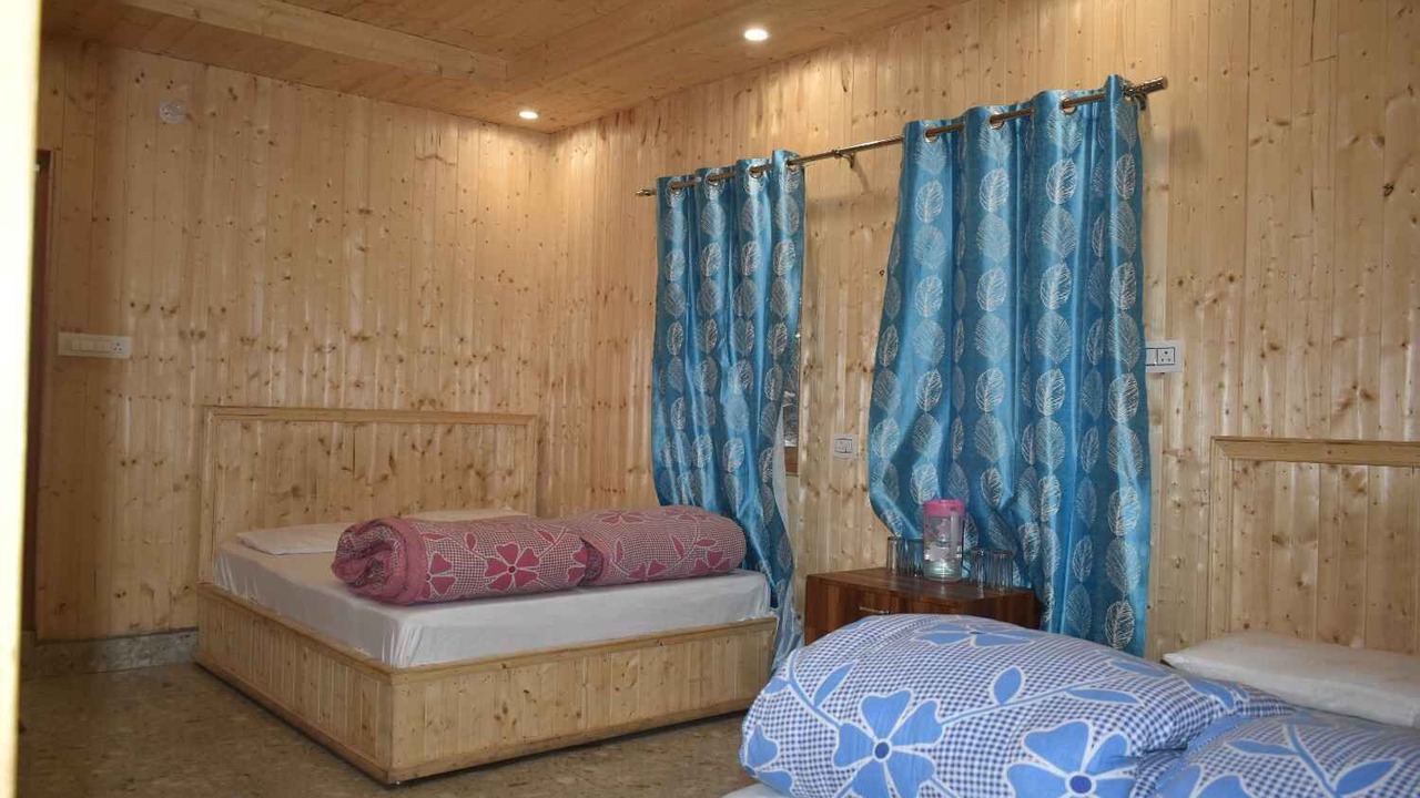 Photo of Patio Balcony in Bhatwari