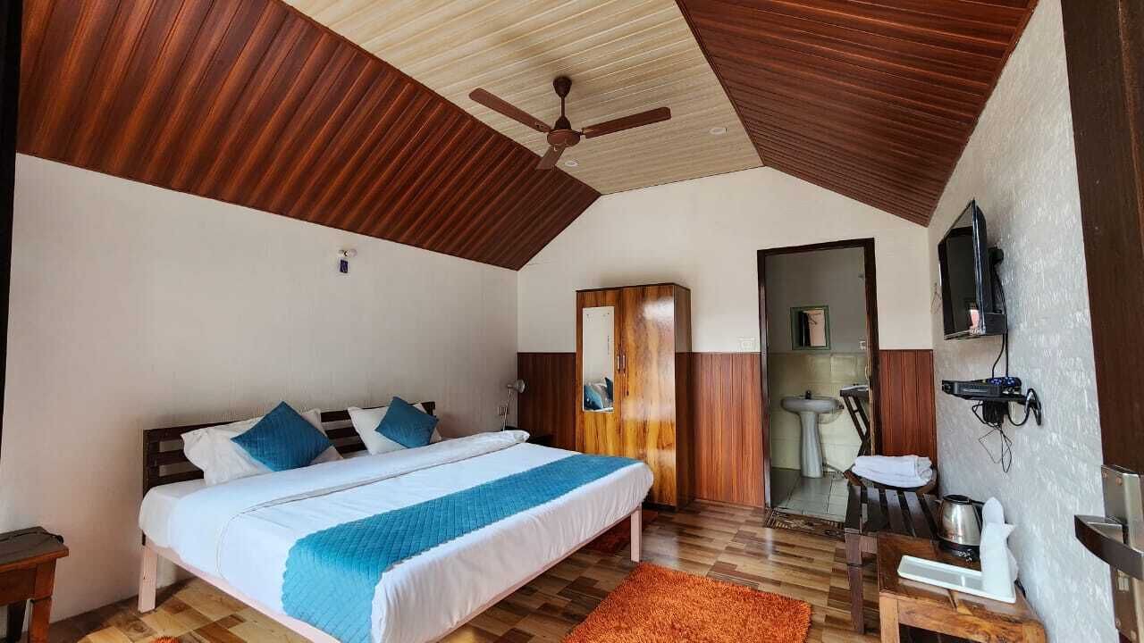 Photo of Bedroom in Narainkoti