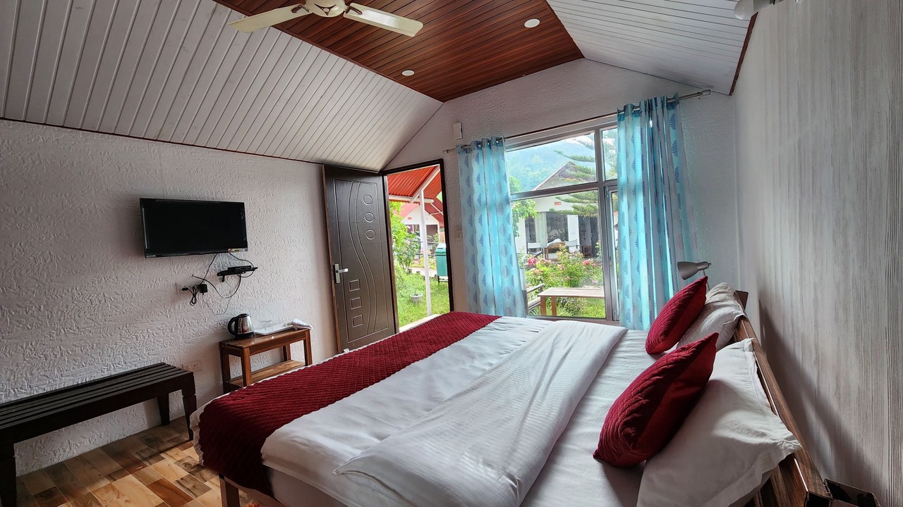 Photo of Bedroom in Narainkoti