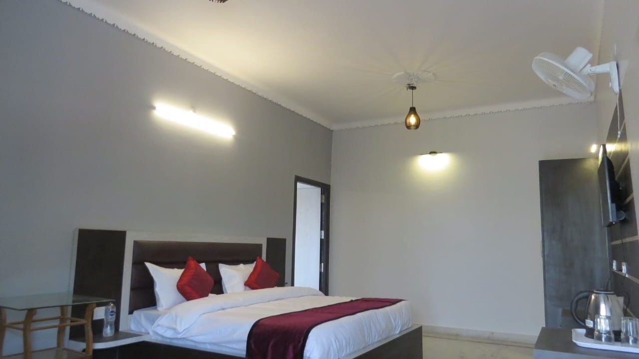 Photo of Bedroom in Bhowali